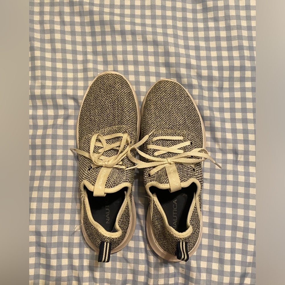 Nautica Tennis Shoes